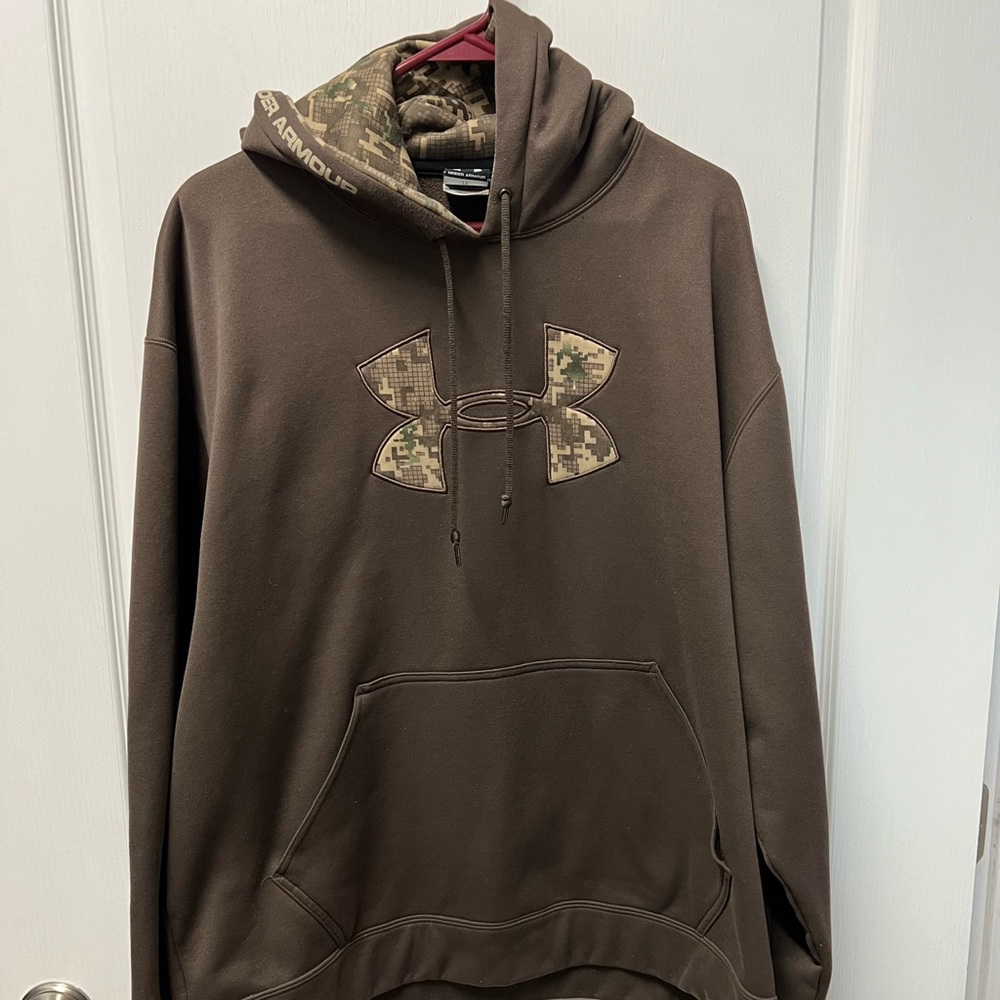 Men’s Large Under Armour Hoodie Camo UA